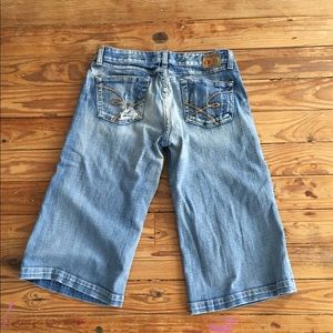 BKE gaucho shorts 28